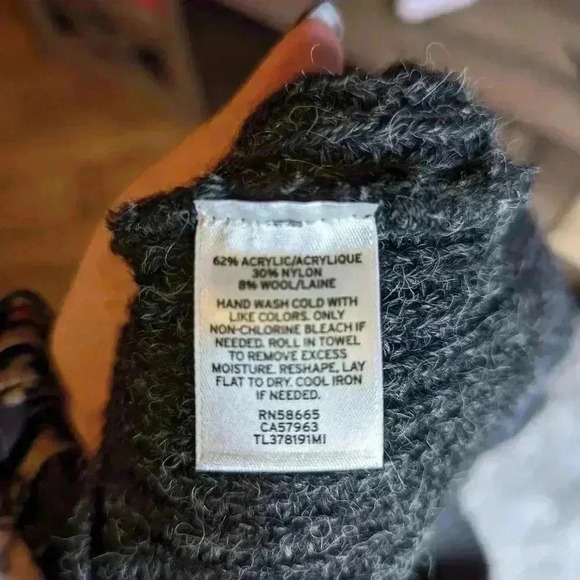 LEITH 164923 Women's Crew Neck Twist Sleeve Sweater Dark Gray Sz. XS - Picture 7 of 8